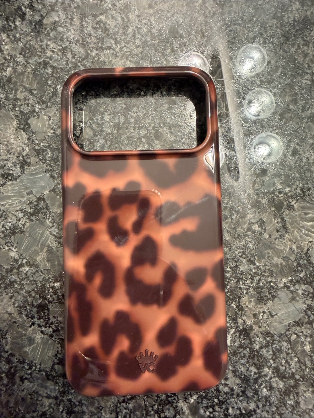 iphone 17 pro max velvet caviar leopard case